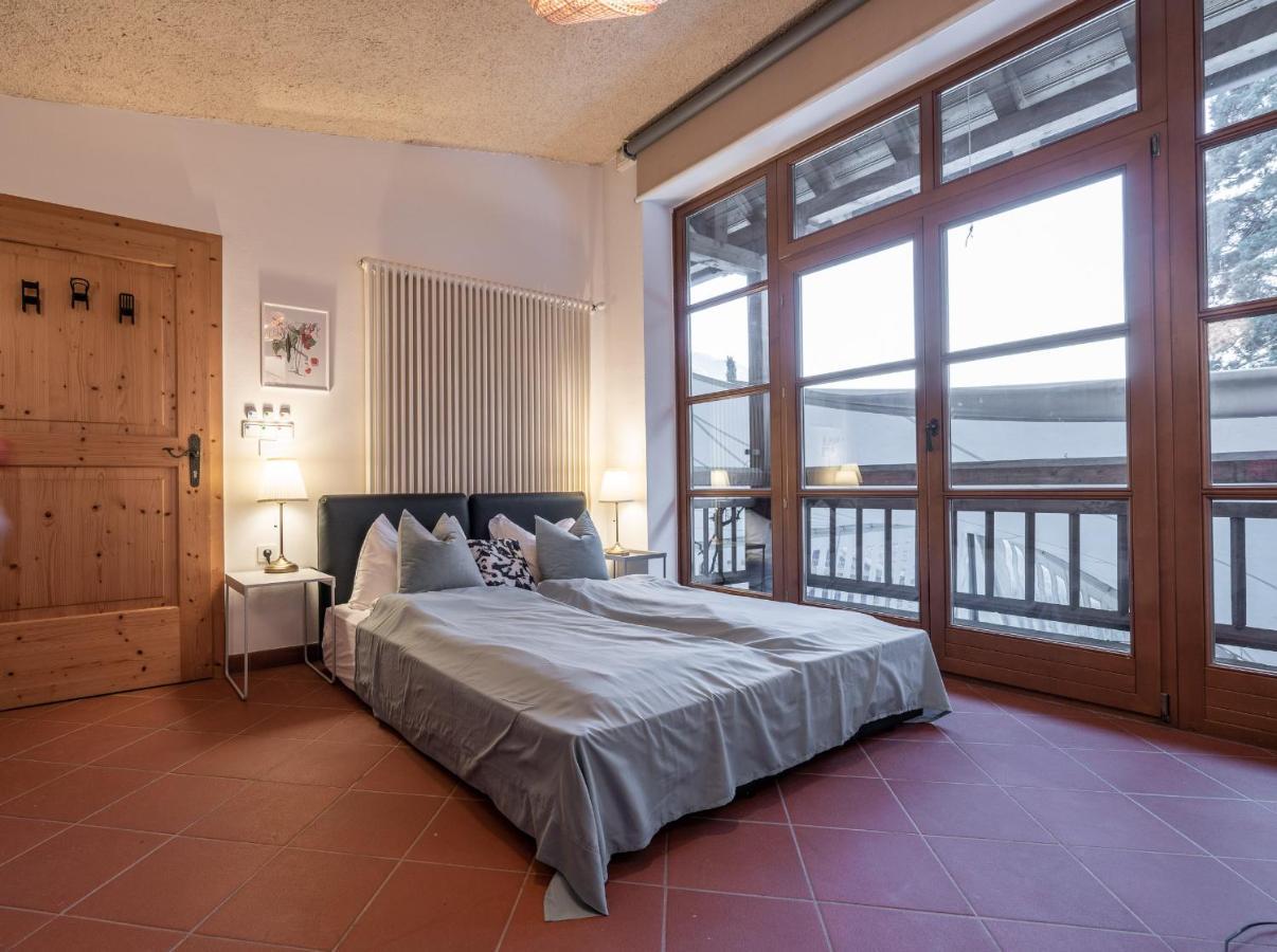 Schloss-Castel Pienzenau - Guestrooms & Apartments - B&B-Hotel & Restaurant Merano Esterno foto