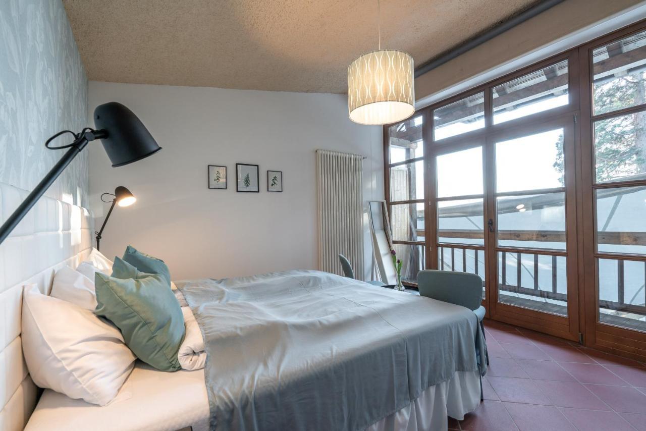 Schloss-Castel Pienzenau - Guestrooms & Apartments - B&B-Hotel & Restaurant Merano Esterno foto