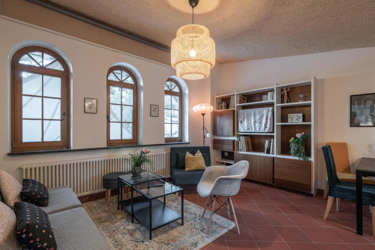 Schloss-Castel Pienzenau - Guestrooms & Apartments - B&B-Hotel & Restaurant Merano Esterno foto