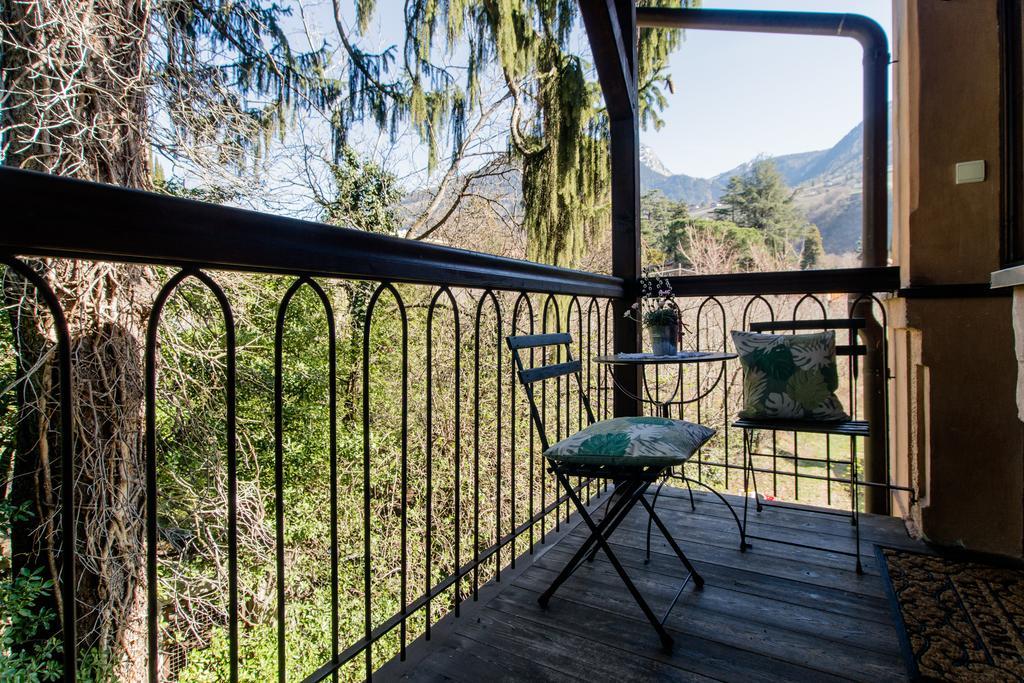 Schloss-Castel Pienzenau - Guestrooms & Apartments - B&B-Hotel & Restaurant Merano Esterno foto